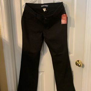 NWT Black Super Stretchy Super Comfortable Jeans